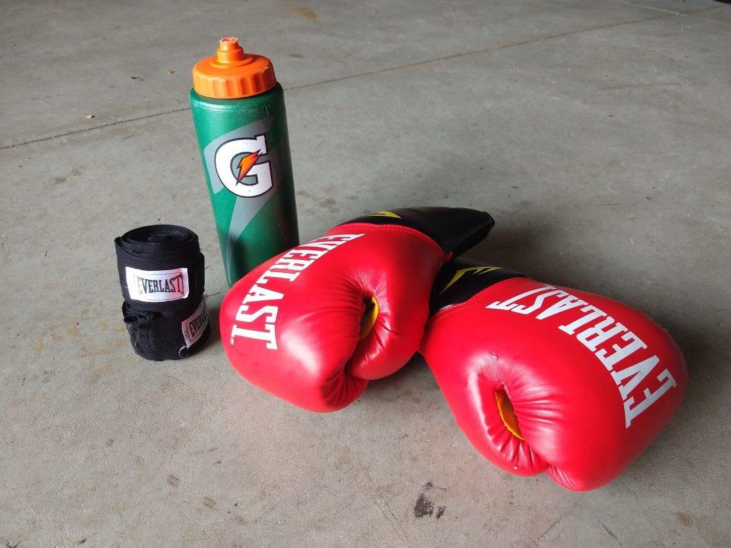 red boxing headgear