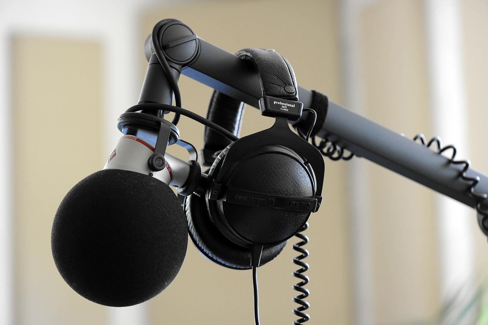 The Best Headphones for Singing | Superprof